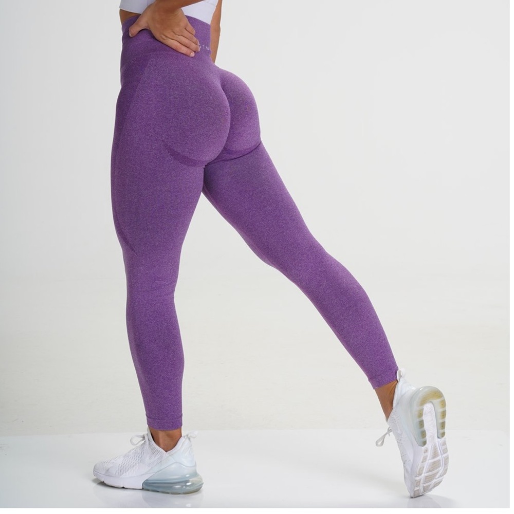 SOLD❗️BNWT Violet NVGTN 🔮Seamless Contour